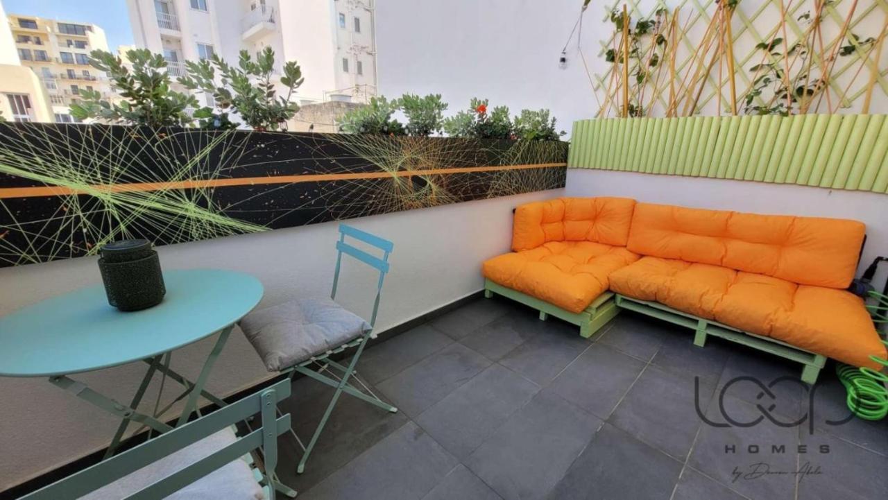 Modern - 50 M From Sea - Free Wi-Fi - Super Cool - Terrace - Fully Air-Conditioned セント・ポールズ・ベイ エクステリア 写真