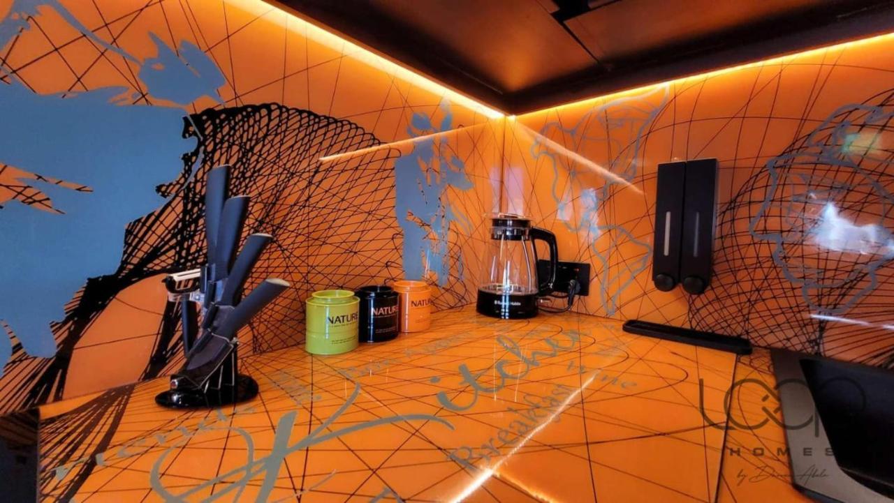 Modern - 50 M From Sea - Free Wi-Fi - Super Cool - Terrace - Fully Air-Conditioned セント・ポールズ・ベイ エクステリア 写真